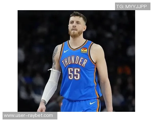 哈滕差1板创下30分20板神迹内线霸主被后卫打破一人渐渐淡出联盟